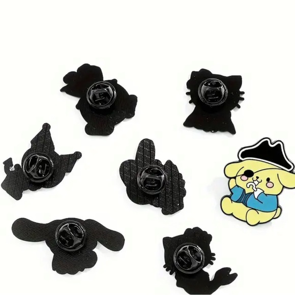 Sanrio 8pcs Kuromi Brooche Cute Hello Kitty Pin jacket Backpack Clothing Jewelry - Picture 4 of 4